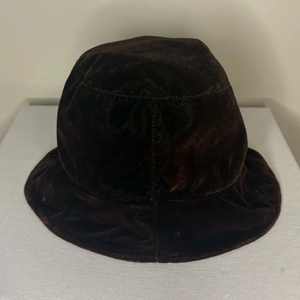 GAP Vintage Dark Brown/Burgundy Velvet Bucket Hat - Picture 2 of 4